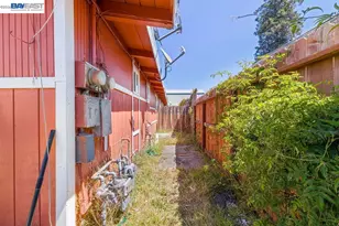 24024 Park St, Hayward, CA 94541 - Photo 37