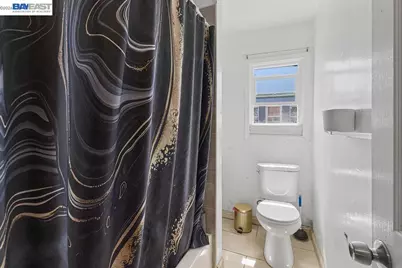 24024 Park St, Hayward, CA 94541 - Photo 9