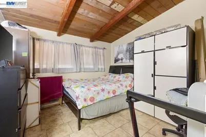 24024 Park St, Hayward, CA 94541 - Photo 35