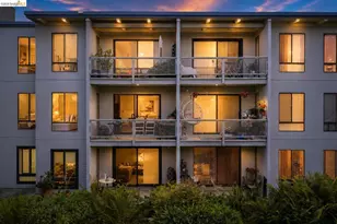 8 Commodore Dr, Emeryville, CA 94608 - Photo 27