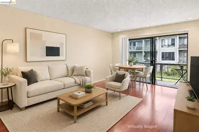 8 Commodore Dr #C359, Emeryville, CA 94608 - Photo 3