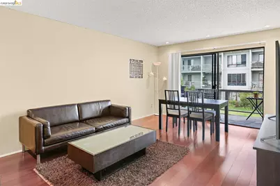 8 Commodore Dr #C359, Emeryville, CA 94608 - Photo 7