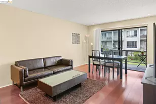 8 Commodore Dr, Emeryville, CA 94608 - Photo 7