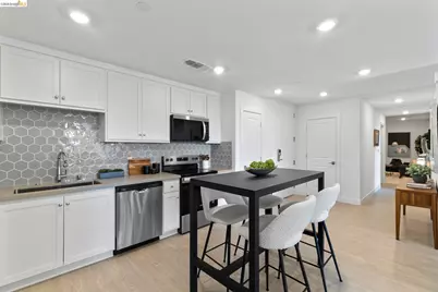 500 Somi Ct #307, Hayward, CA 94544 - Photo 3