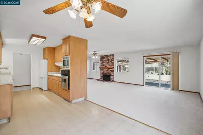 879 Greenway Dr, Martinez, CA 94553 - Photo 15