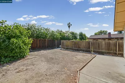 879 Greenway Dr, Martinez, CA 94553 - Photo 53