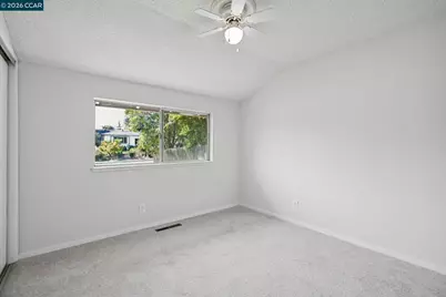 879 Greenway Dr, Martinez, CA 94553 - Photo 31