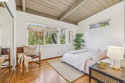 1024 Overlook Rd, Berkeley, CA 94708 - Photo 29