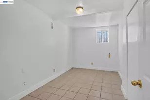 2244 20th St, Oakland, CA 94606 - Photo 75