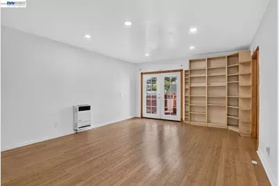 2244 20th St, Oakland, CA 94606 - Photo 41