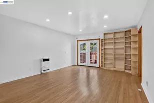 2244 20th St, Oakland, CA 94606 - Photo 41