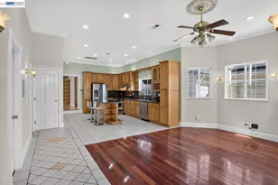 2244 20th St, Oakland, CA 94606 - Photo 17