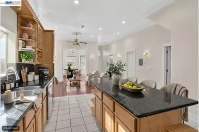 2244 20th St, Oakland, CA 94606 - Photo 15