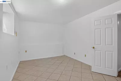 2244 20th St, Oakland, CA 94606 - Photo 81