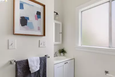 873 Erie, Oakland, CA 94610 - Photo 25