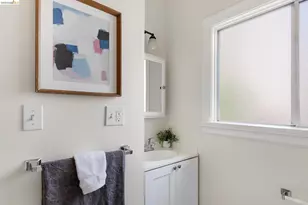 873 Erie, Oakland, CA 94610 - Photo 25