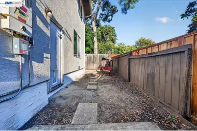 4561 Edwards Ln, Castro Valley, CA 94546 - Photo 31