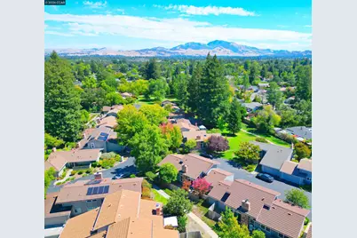48 Rolling Green Circle, Pleasant Hill, CA 94523 - Photo 41