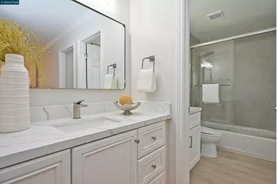 48 Rolling Green Circle, Pleasant Hill, CA 94523 - Photo 17