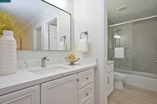 48 Rolling Green Cir, Pleasant Hill, CA 94523 - Photo 17