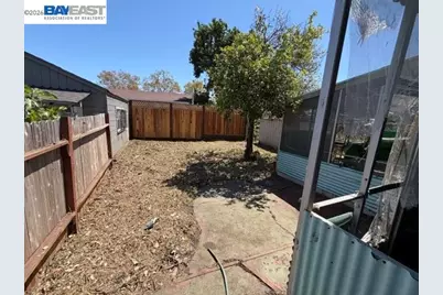 1824 99th Ave, Oakland, CA 94603 - Photo 19