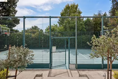 331 Hillside Ave, Piedmont, CA 94611 - Photo 67