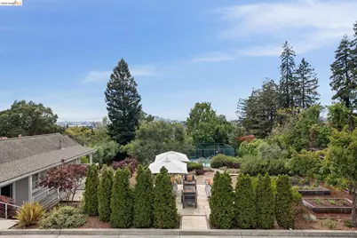 331 Hillside Ave, Piedmont, CA 94611 - Photo 55
