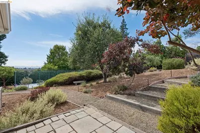 331 Hillside Ave, Piedmont, CA 94611 - Photo 63