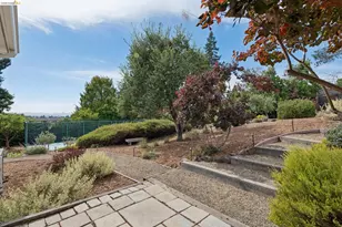 331 Hillside Ave, Piedmont, CA 94611 - Photo 63