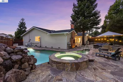 5736 Medallion Ct, Castro Valley, CA 94552 - Photo 77