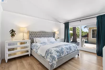 5736 Medallion Ct, Castro Valley, CA 94552 - Photo 45