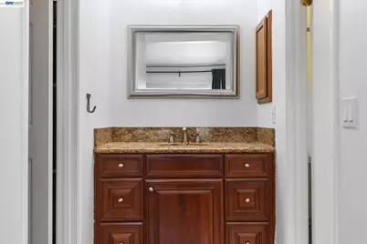 5736 Medallion Ct, Castro Valley, CA 94552 - Photo 49
