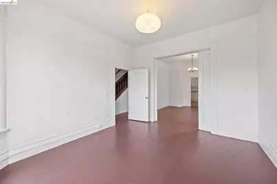 1025 55th St, Oakland, CA 94608 - Photo 11