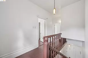 1025 55th St, Oakland, CA 94608 - Photo 25