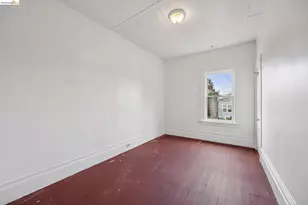 1025 55th St, Oakland, CA 94608 - Photo 29