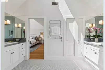 6115 Ocean View Dr, Oakland, CA 94618 - Photo 29