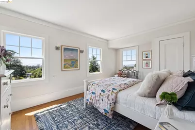6115 Ocean View Dr, Oakland, CA 94618 - Photo 33