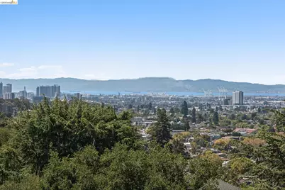 6115 Ocean View Dr, Oakland, CA 94618 - Photo 39