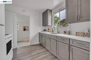 172 Hunter Ave, Oakland, CA 94603 - Photo 9