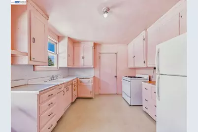 1506 Elm Ave, Richmond, CA 94805 - Photo 15
