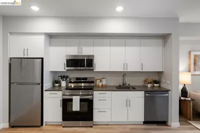 260 Brooklyn Basin Way #403, Oakland, CA 94606 - Photo 9