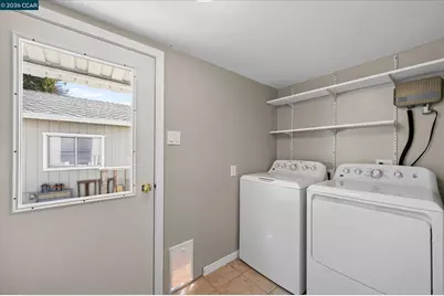 1002 Warren St, Martinez, CA 94553 - Photo 15