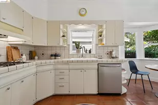 362 50th St, Oakland, CA 94609 - Photo 25