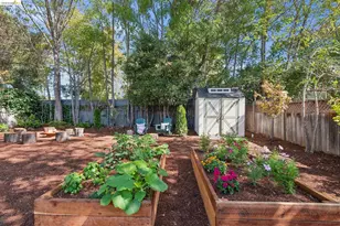 362 50th St, Oakland, CA 94609 - Photo 35