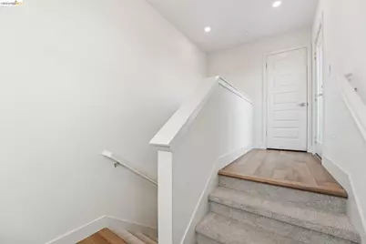 2388 Stanford St, Alameda, CA 94501 - Photo 49
