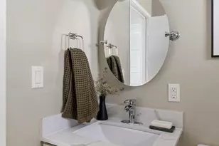 452 44th St, Oakland, CA 94609 - Photo 25