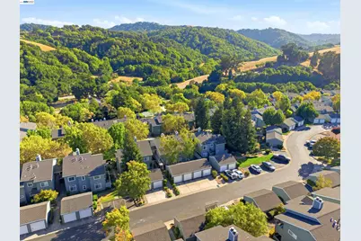 8040 Mountain View Dr #D, Pleasanton, CA 94588 - Photo 29
