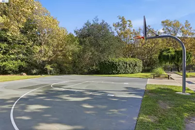 8040 Mountain View Dr #D, Pleasanton, CA 94588 - Photo 35