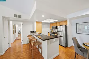 2530 Oak Rd, Walnut Creek, CA 94597 - Photo 15