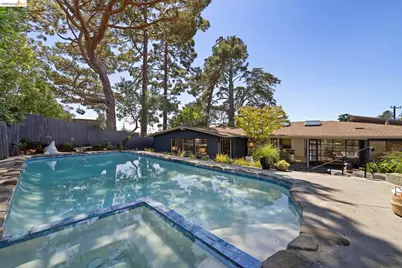 1234 Contra Costa Dr, El Cerrito, CA 94530 - Photo 9